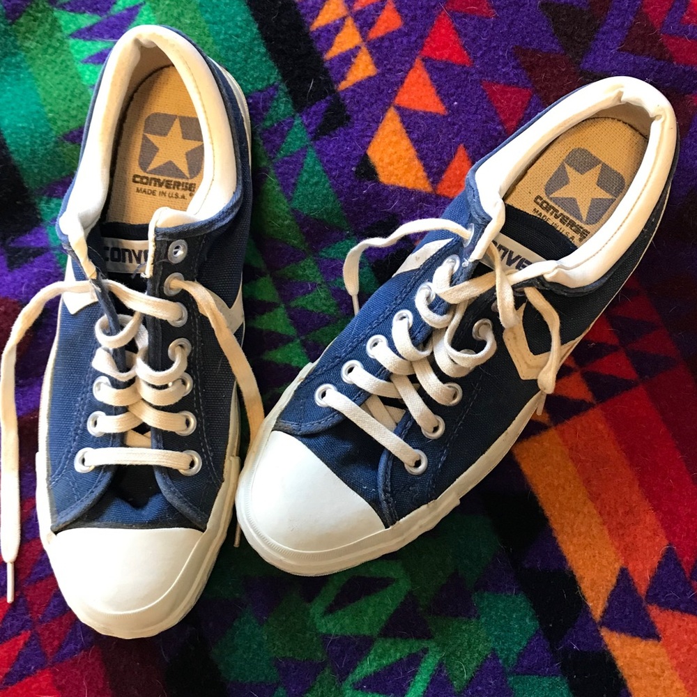 😎VINTAGE😎 CONVERSE TENNIES✌🏽